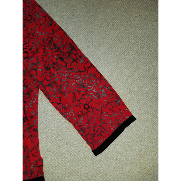 Womens Top-VERY VINEYARD-red/grey floral Batik button-up BOHO Artsy 3/4 slv-L - Picture 3 of 5